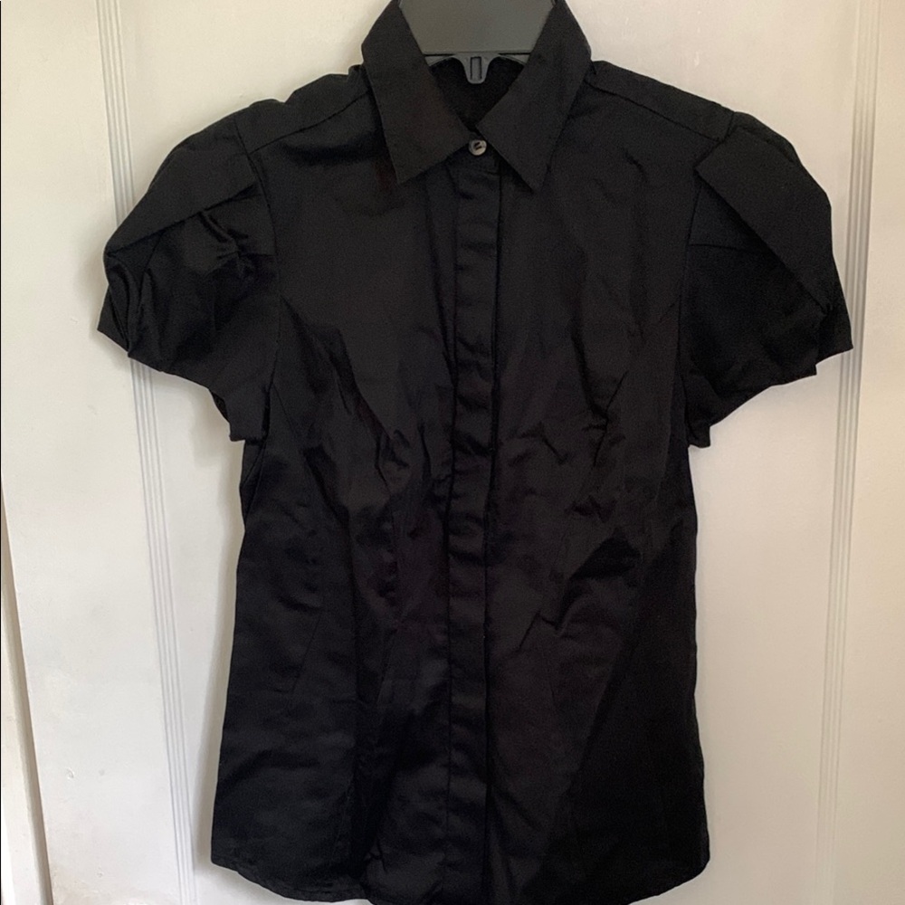 The Limited Black Short Sleeve Shirt Size XS